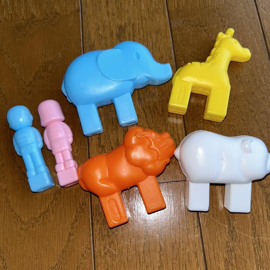 ヴィンテージ　タッパーウェア　トイ　おもちゃブロック　犬　キリン　ぞうカラフル Amazon.co.jp: ニューブロック 動物 人 キリン ゾウ 白熊 : おもちゃ
